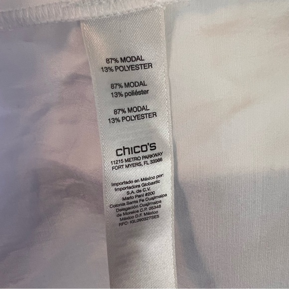 Chicos white button front top with long sleeves in size 2 or med - Picture 5 of 11